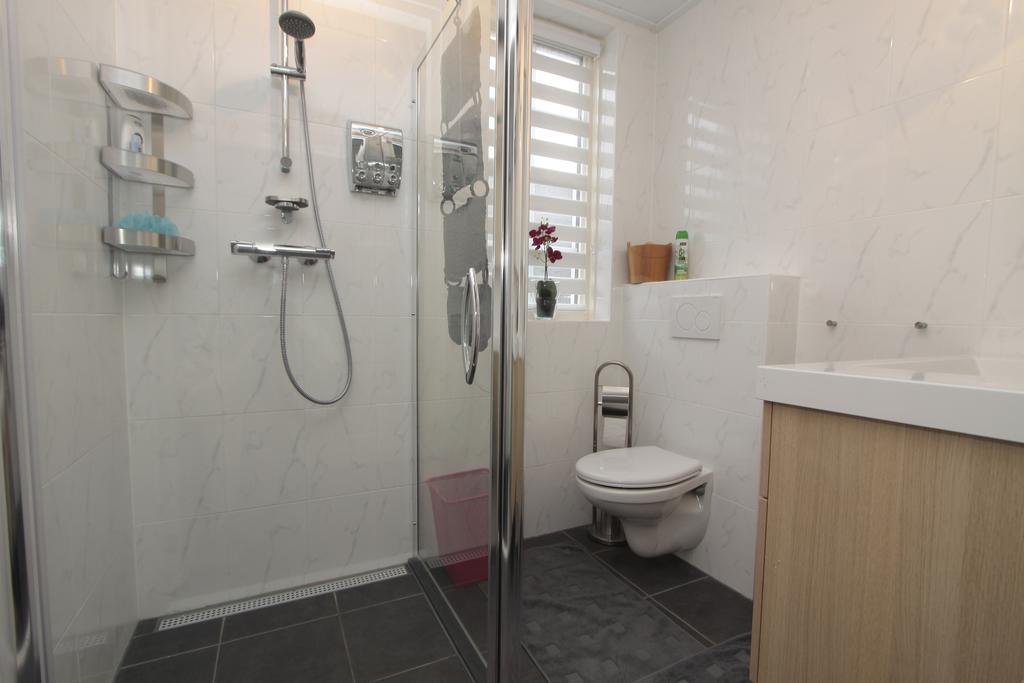 B&B De Wiekeborg Oude Pekela Εξωτερικό φωτογραφία